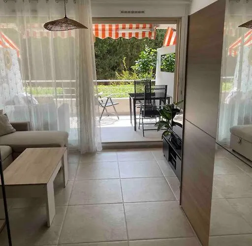 Apartman Au Centre De Avec Terrasse *